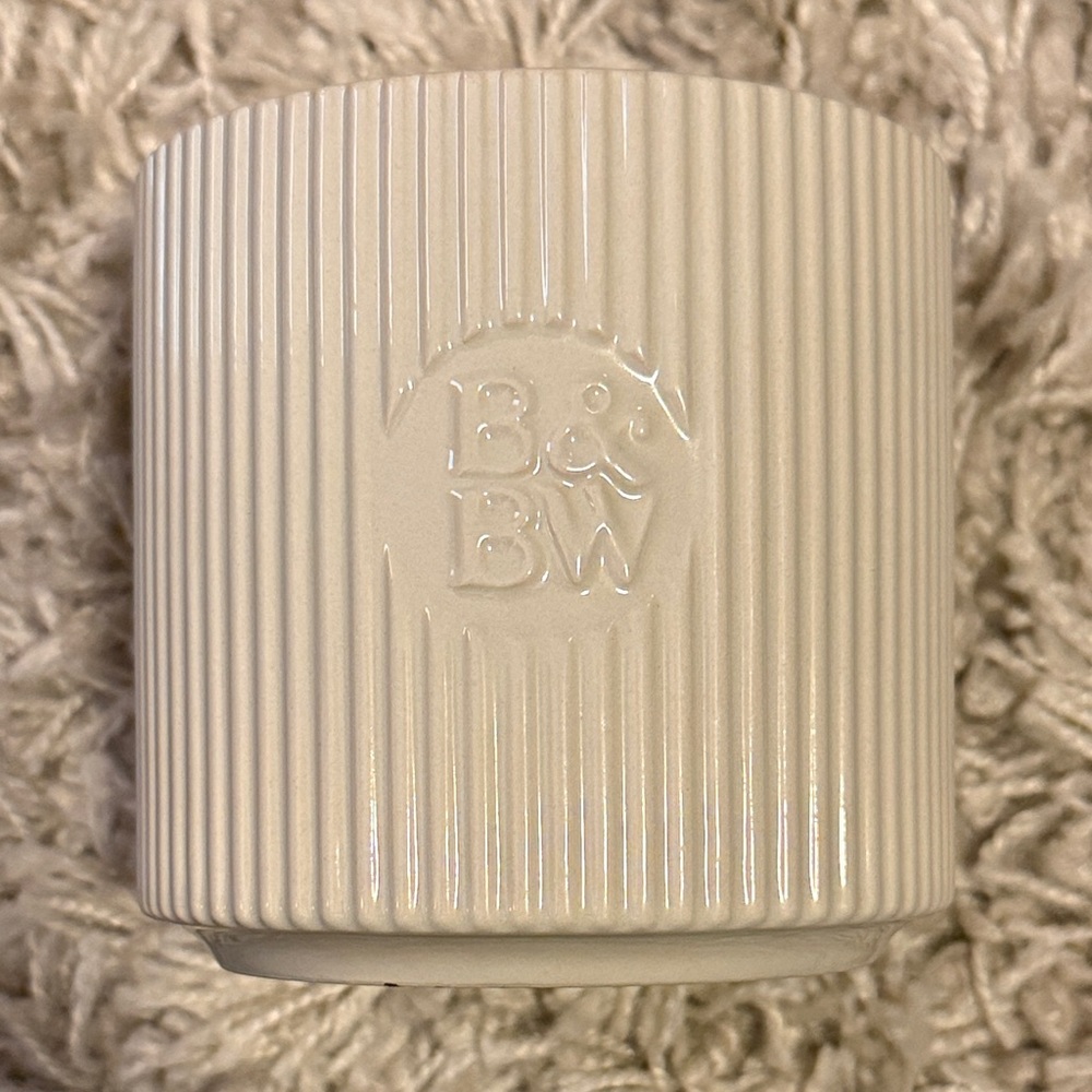 Bath and Body Works Vanilla Bean 3-Wick Candle NWT